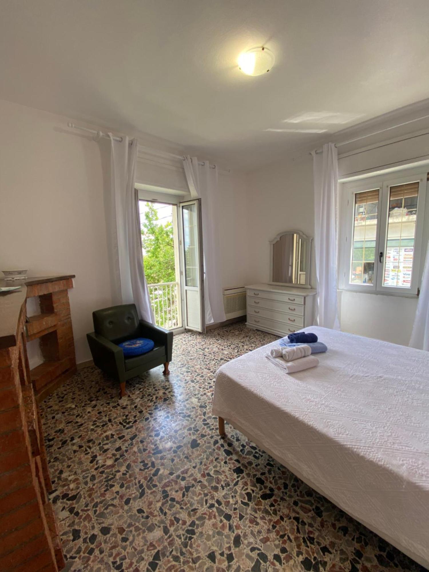 Montes Appartement Dorgali Buitenkant foto